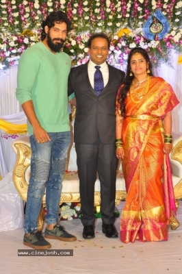 Comedian Harish Wedding Reception Photos - 7 of 29