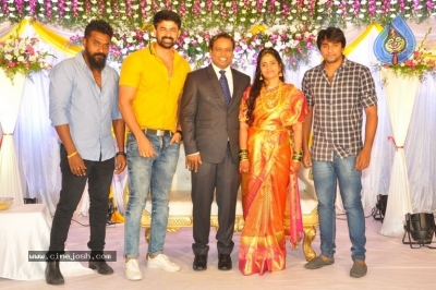 Comedian Harish Wedding Reception Photos - 8 of 29