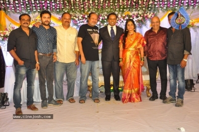 Comedian Harish Wedding Reception Photos - 9 of 29