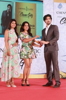Cosmo Glitz Beauty Awards 2015 - 33 of 36