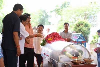Dasari Narayana Rao Condolences Photos 4 - 37 of 83