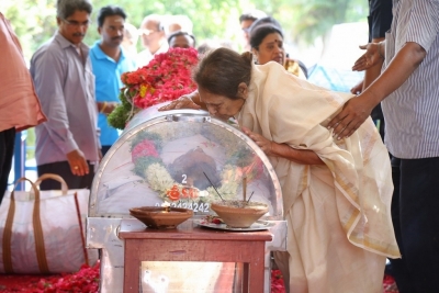 Dasari Narayana Rao Condolences Photos 4 - 42 of 83