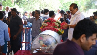 Dasari Narayana Rao Condolences Photos 4 - 66 of 83
