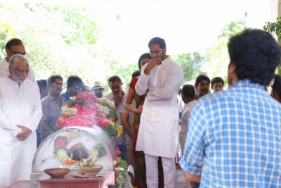 Dasari Narayana Rao Condolences Photos 4 - 73 of 83