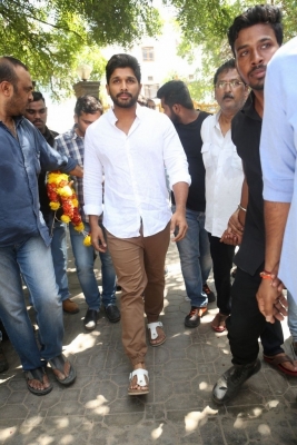 Dasari Narayana Rao Condolences Photos 5 - 23 of 127