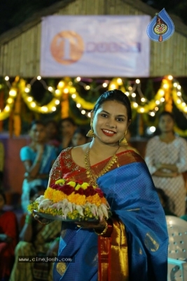 Deepthi Mamidi Organised Bathukamma Celebrations at Madhapur - 20 of 38