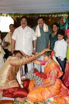 Director K Vasu Daughter Wedding Photos - 16 of 37