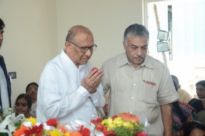 DR C Narayana Reddy Condolence Photos - 34 of 42