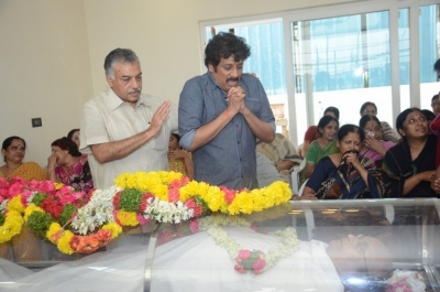 DR C Narayana Reddy Condolence Photos - 29 of 42