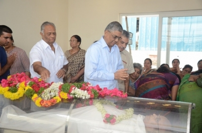 DR C Narayana Reddy Condolence Photos - 35 of 42