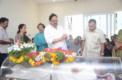 DR C Narayana Reddy Condolence Photos - 37 of 42