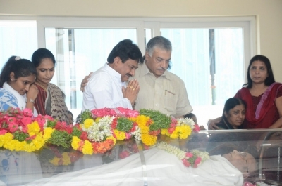 DR C Narayana Reddy Condolence Photos - 40 of 42