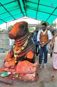 Dynamite Team at Warangal Thousand Pillar Temple - 34 of 36