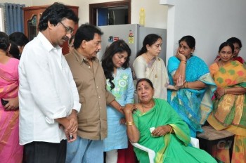 Edida Nageswara Rao Condolences Photos 1 - 13 of 126