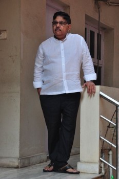 Edida Nageswara Rao Condolences Photos 1 - 56 of 126