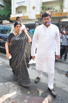 Edida Nageswara Rao Condolences Photos 1 - 63 of 126