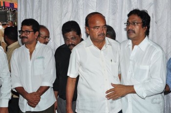 Edida Nageswara Rao Condolences Photos 1 - 115 of 126