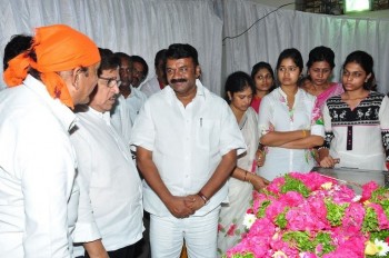 Edida Nageswara Rao Condolences Photos 2 - 32 of 138