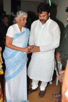 Edida Nageswara Rao Condolences Photos 2 - 51 of 138