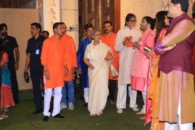 Ganesh Chaturthi Celebrations at Anil Ambani House - 13 of 54