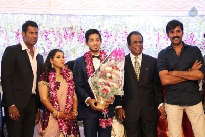 Hero Vishal Sister Aishwarya Wedding Reception Photos - 11 of 31