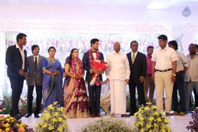 Hero Vishal Sister Aishwarya Wedding Reception Photos - 15 of 31