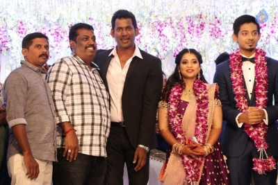 Hero Vishal Sister Aishwarya Wedding Reception Photos - 26 of 31