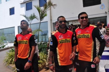 IPL Sunrisers Team Felicitates Apollo Doctors - 2 of 40