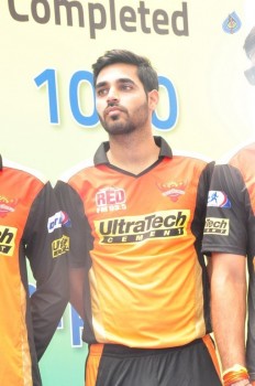 IPL Sunrisers Team Felicitates Apollo Doctors - 16 of 40