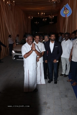 Isha Ambani & Anand Piramal Wedding Reception - 20 of 34