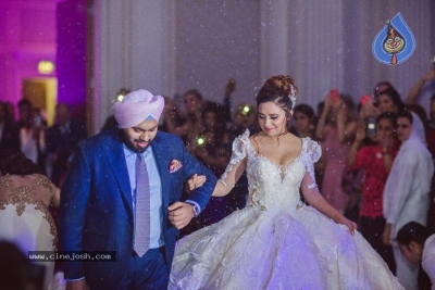 Japinder Kaur And Dilliwaali Zaalim Wedding Photos - 6 of 17