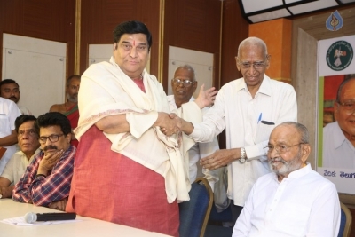 Journalists Association Felicitates Dadasaheb Phalke K Viswanath - 31 of 52