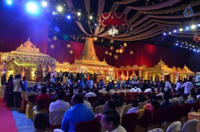 Kalamandir CMD Prasad Chalavadi Daughter Hanisha Wedding Photos - 70 of 81