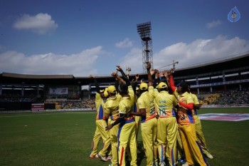 Karnataka Bulldozers Vs Chennai Rhinos Match Photos - 3 of 42