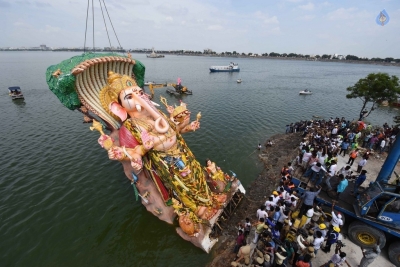 Khairatabad and Balapur Ganesh Nimajjanam Photos - 73 of 85