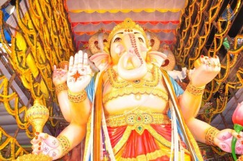 Khairatabad Ganesh - 2016 Photos - 32 of 40