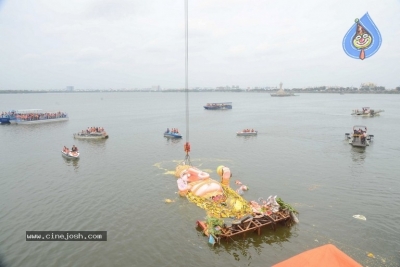 Khairatabad Ganesh Nimajjanam 2019 - 21 of 42