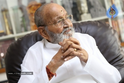 Kooniragalu Book Launch By K.Viswanath - 15 of 20