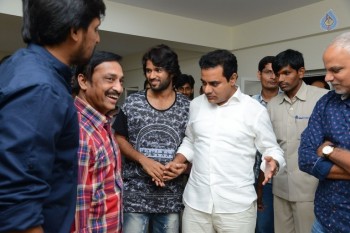KTR Watches Pelli Choopulu Movie - 21 of 27