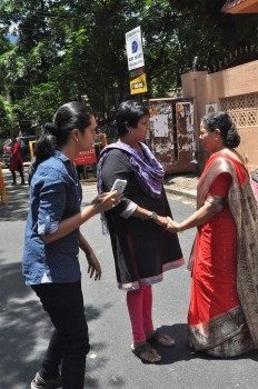 Last Respects to Actress Jyothi Lakshmi - 1 of 16