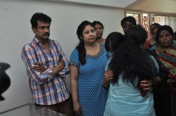 Last Respects to Actress Jyothi Lakshmi - 6 of 16