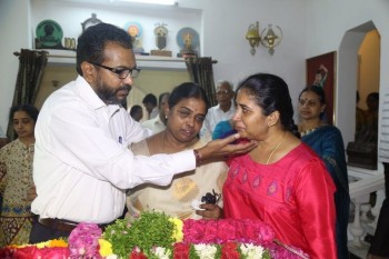 Mada Venkateswara Rao Condolences Photos 2 - 33 of 42