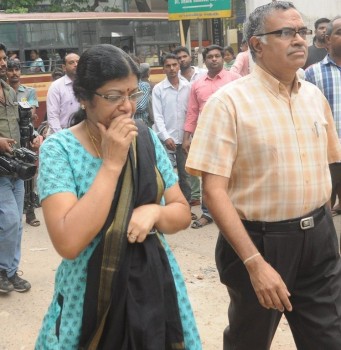 MS Viswanathan Condolences Photos - 39 of 59