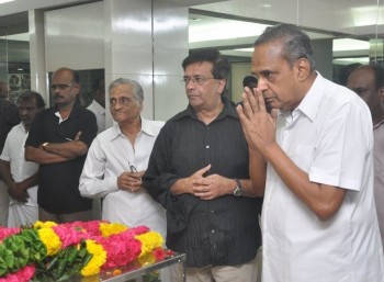 MS Viswanathan Condolences Photos - 41 of 59