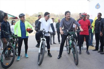 Nagarjuna Flagged Off Yoga Chakra Cyclathon   - 1 of 11