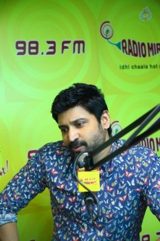 Naruda Donoruda Team at Radio Mirchi - 6 of 21