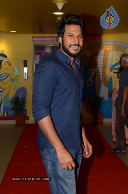 Neevevaro Movie Premiere Show Photos - 28 of 42