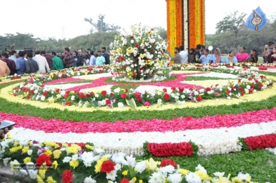 NTR Family Members at NTR Ghat - 29 of 84