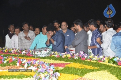 NTR Family Members at NTR Ghat - 33 of 39