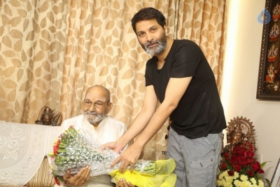 Pawan Kalyan and Trivikram Meets K Vishwanath - 9 of 77